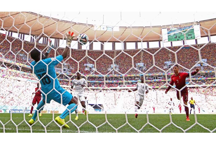 Portugal logra su primera victoria del mundial, pero tendrá que regresar a casa