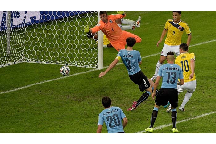 Una Colombia fortalecida elimina a Uruguay del Mundial con doblete de James Rodríguez 