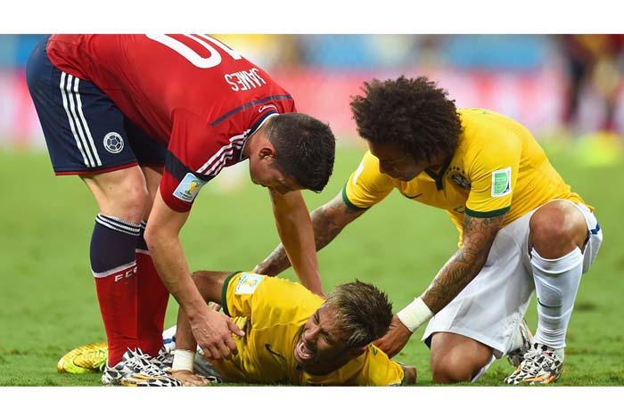 Amenazan a la hija de Camilo Zúñiga, el que lesionó a Neymar