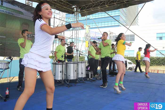 Nicaragüenses viven la semifinal del mundial en Estadio Virtual