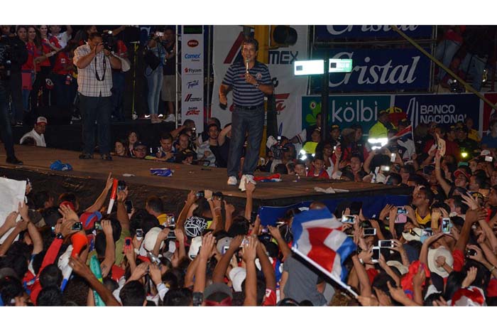 Como héroes reciben a selección de Costa Rica 