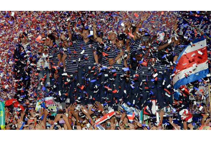 Como héroes reciben a selección de Costa Rica 