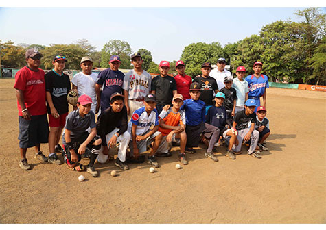 Peloteritos nicaragüenses se preparan para el fogueo contra selección puertorriqueña
