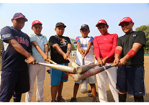 Peloteritos nicaragüenses se preparan para el fogueo contra selección puertorriqueña