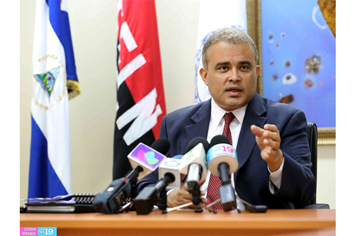 Reforma presupuestaria ratifica compromiso de dar protagonismo a las familias