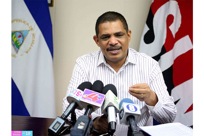 Reforma presupuestaria ratifica compromiso de dar protagonismo a las familias