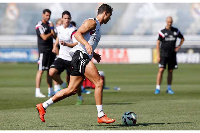 Cristiano Ronaldo ya entrenó con James Rodríguez
