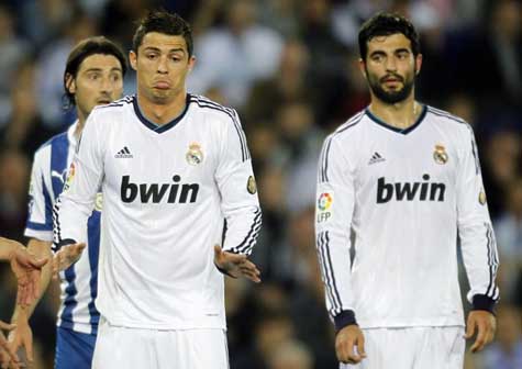 FUTBOL-PSG rechaza una oferta del Real Madrid por DT Ancelotti