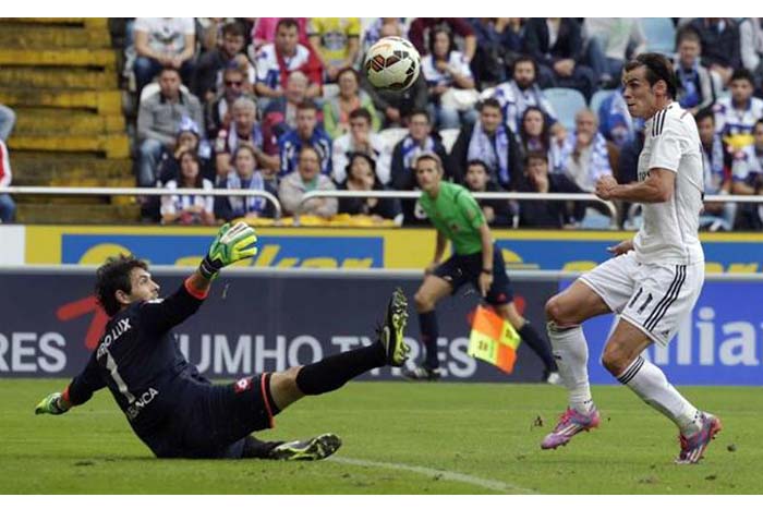 2-8. El Real Madrid se da un festín ante un dócil Deportivo