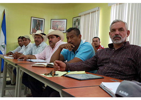 Gobierno se reúne con sector lácteo