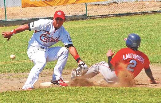 Costa Caribe y León los mejores en el Pomares