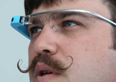 En Google I/O, muchos ya llevan las gafas futuristas Google Glass