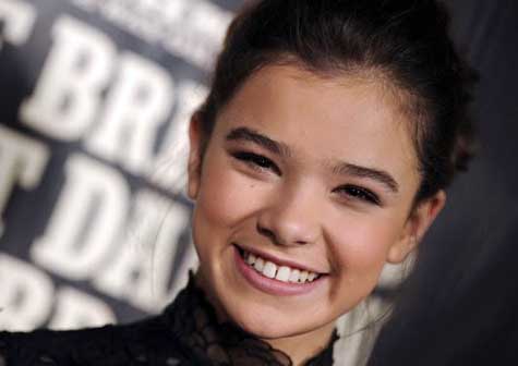 Samuel L. Jackson y Hailee Steinfeld protagonizarán 'Barely Lethal'