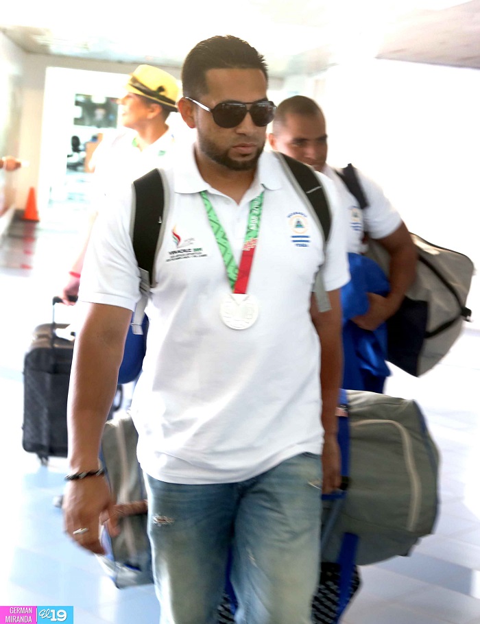 Selección Nacional de Béisbol ya está en casa