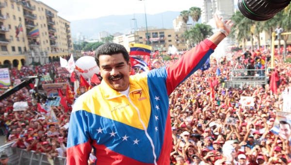 Daniel saluda al Presidente Nicolas Maduro por su cumpleaños