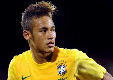 Neymar firmó compromiso para fichar por el Barcelona (fotos)