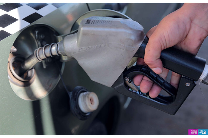 Combustibles siguen bajando