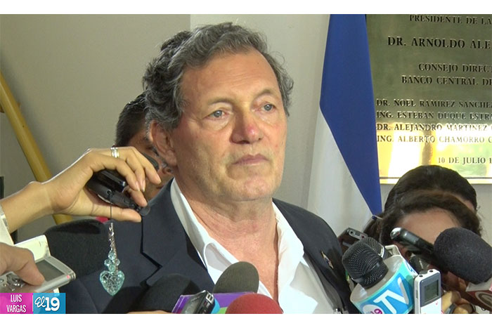 Gobierno y sector financiero enfocados en garantizar atención a pequeños productores