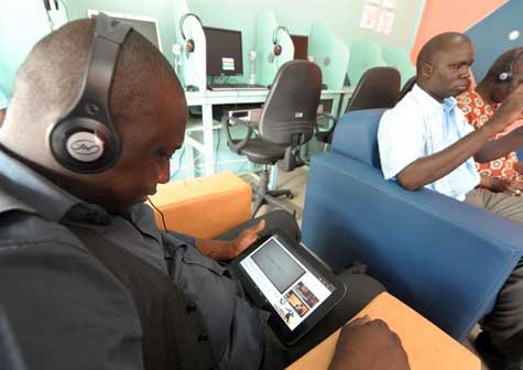 Inauguran en Dakar un "tabletcafé", algo inédito dice Google