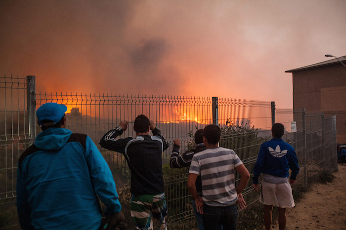 Chile decreta el estado de emergencia en Valparaíso y Viña del Mar por un gran incendio