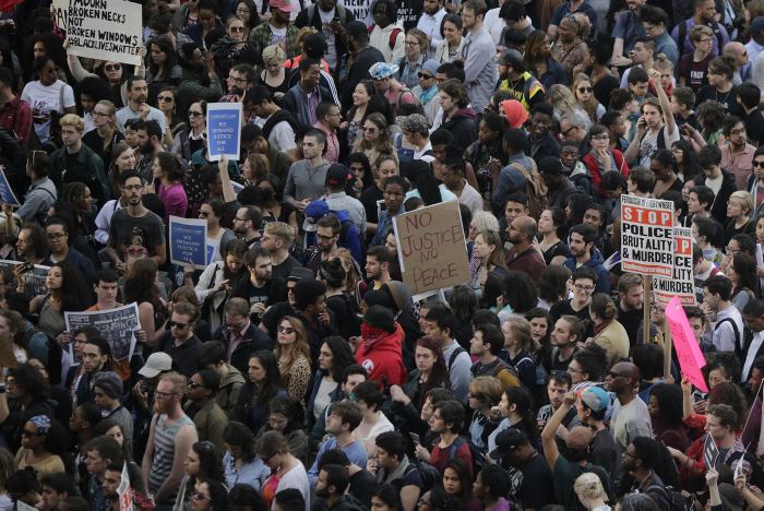 Protestas en varios estados de EEUU por muerte de afroamericano en Baltimore