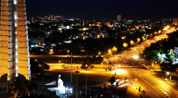 Raúl y Maduro presidieron desfile del Primero de Mayo en La Habana