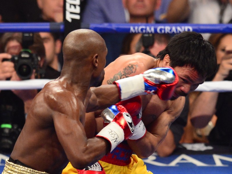 Mayweather derrota a Pacquiao por decisión unánime en la 'Pelea del Siglo'