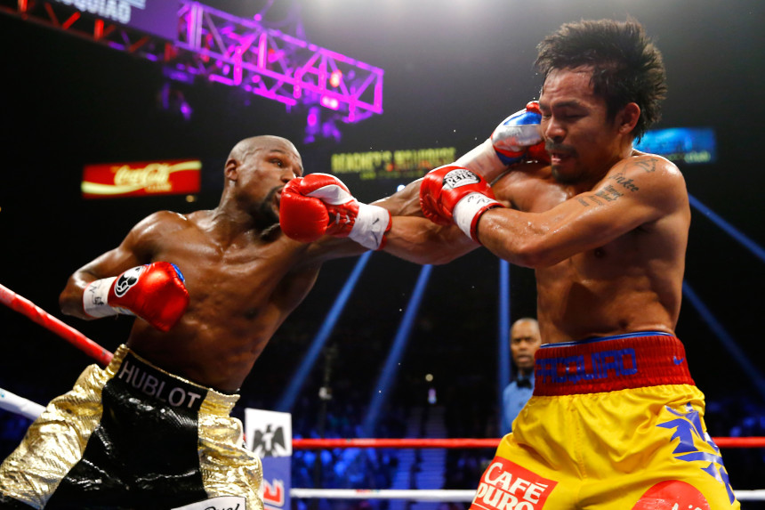 Mayweather derrota a Pacquiao por decisión unánime en la 'Pelea del Siglo'