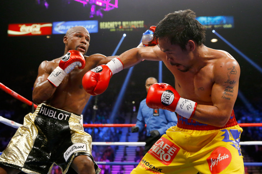 Mayweather derrota a Pacquiao por decisión unánime en la 'Pelea del Siglo'