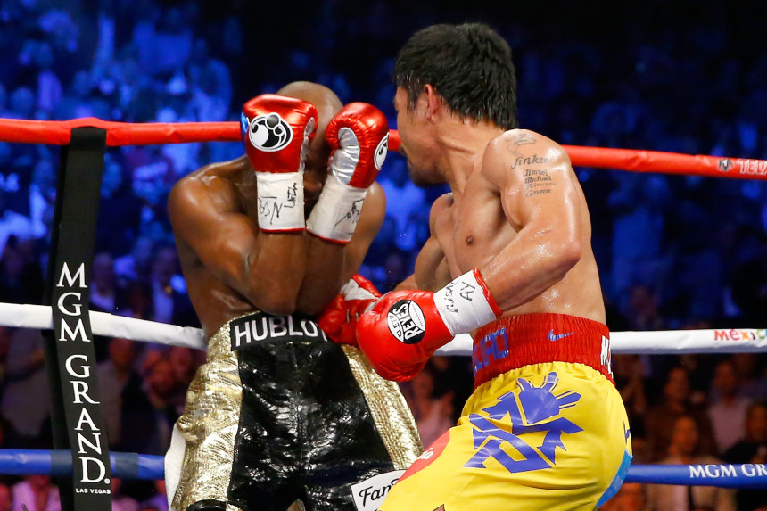 Mayweather derrota a Pacquiao por decisión unánime en la 'Pelea del Siglo'