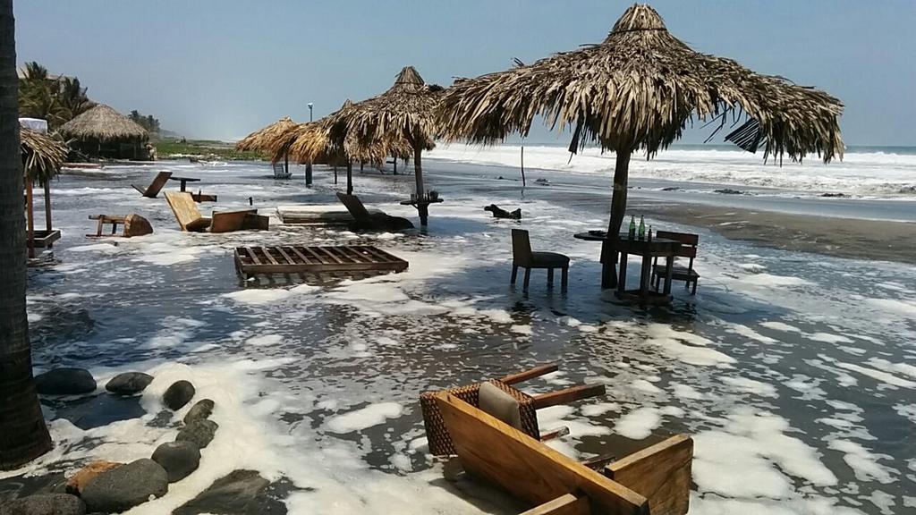 Oleajes provocan tres muertos y un desaparecido en costas del Pacífico americano