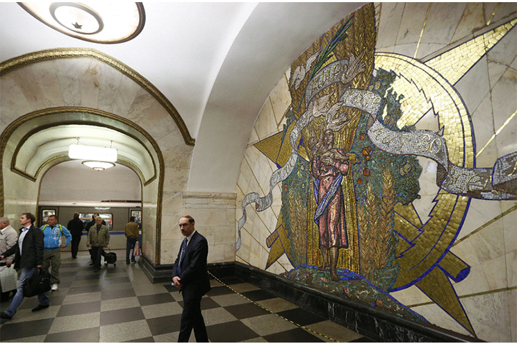 Cumple 80 años el metro más bonito y visitado del mundo