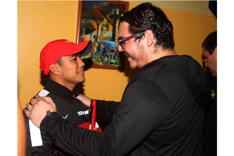 Juventud nicaragüense se desborda para recibir al “Chocolatito” González