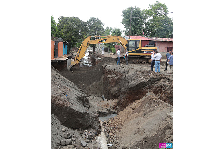 Alcaldía de Managua continúa reparando daños ocasionados por fuerte lluvia en la capital