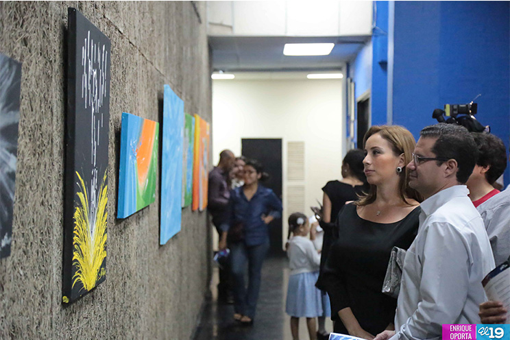 Teatro Rubén Darío expone obras de Alberto Morín