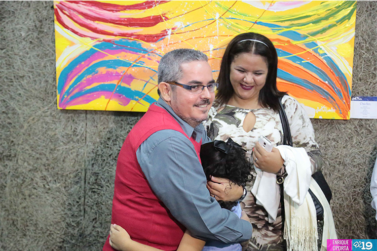 Teatro Rubén Darío expone obras de Alberto Morín