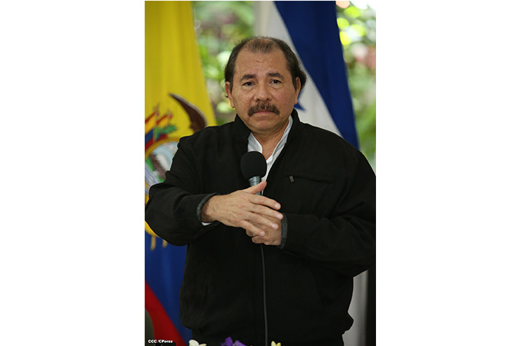 Presidente Daniel recibe cartas credenciales de embajadores de Ecuador, Honduras, Panamá y Perú