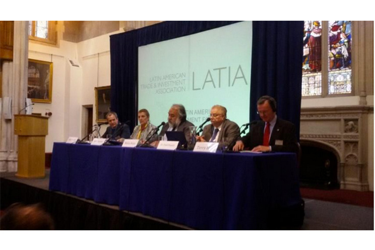 Ministro Paul Oquist promueve inversiones en Londres