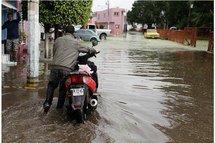 Lluvia deja más de 700 casas afectadas en México