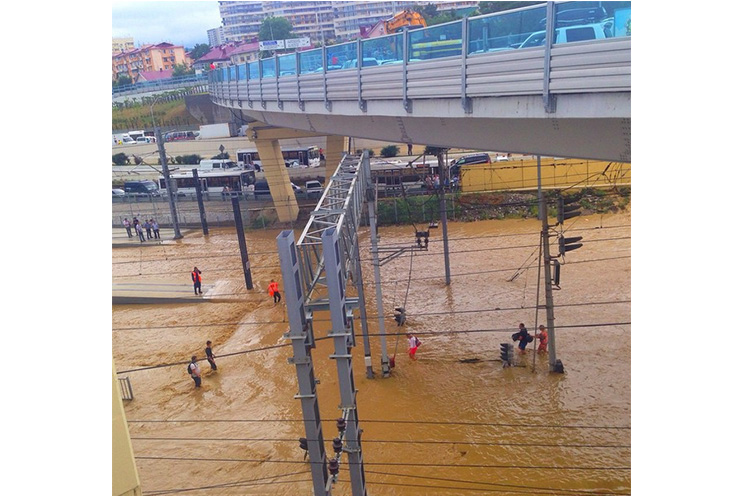 Declaran el estado de emergencia en Sochi a causa de las masivas inundaciones
