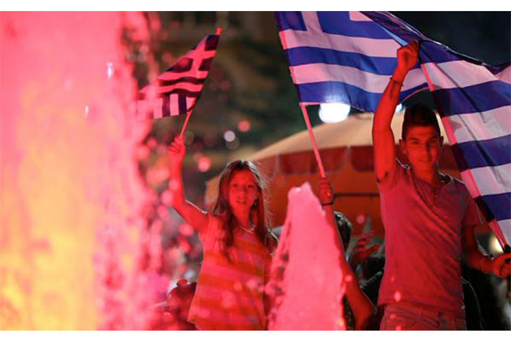 Grecia se inclina por el "NO" en histórico referéndum