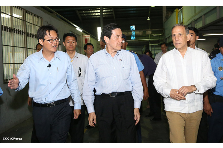 Presidente Ma Ying-jeou visita Empresa de Zona Franca Alpha Textil Nicaragua S.A.