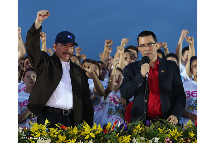 Compañero Arreaza llama a la Unidad y al Compromiso ante centenares de miles en Plaza La Fé