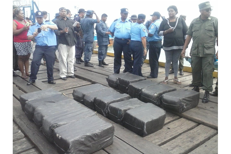 Incautan droga en el Caribe Norte