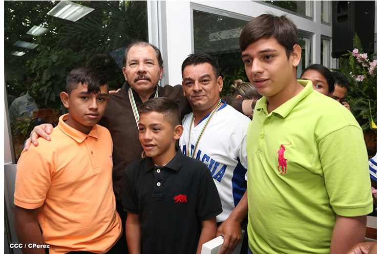 Daniel reconoce logros de la Selección Nacional de Beisbol Infantil Sub-12