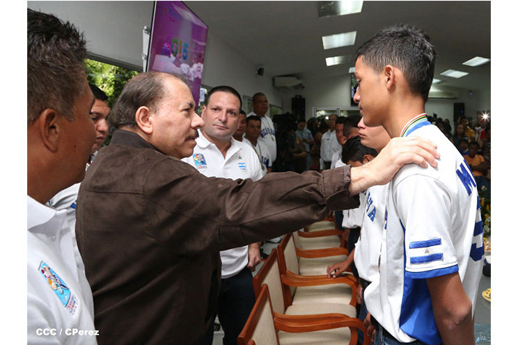 Daniel reconoce logros de la Selección Nacional de Beisbol Infantil Sub-12
