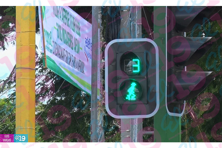 Realizan pruebas en Centro de Control de Tránsito de nueva red semafórica inteligente