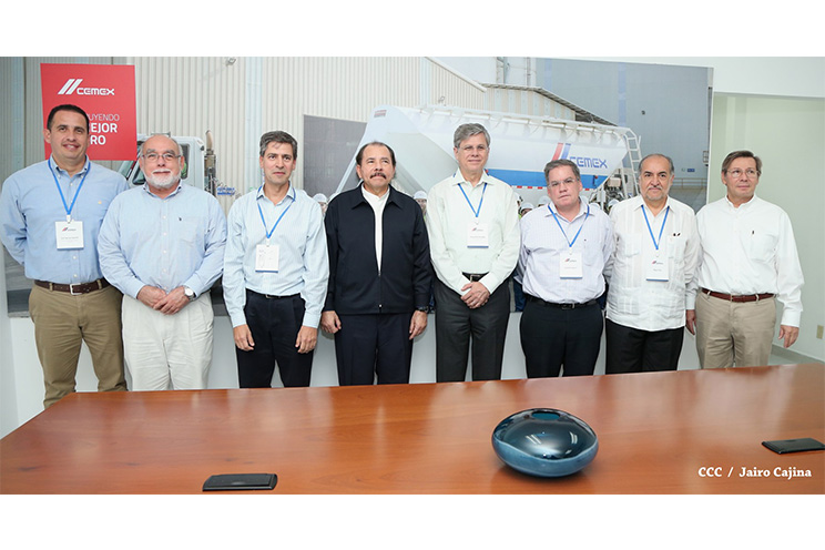 Presidente Daniel inaugura nueva planta de CEMEX en Nicaragua