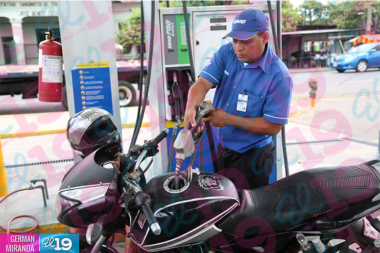 Posible baja de combustibles significará un ahorro a bolsillo de familias nicaragüenses
