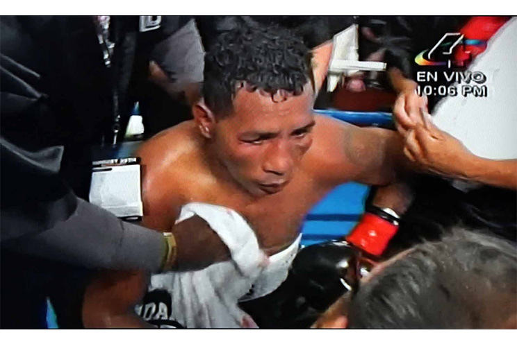 Ricardo Mayorga cae por nocaut ante Shane Mosley